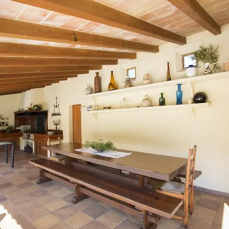 Villa Elegant Villa: Pollenca Poolside Retreat *